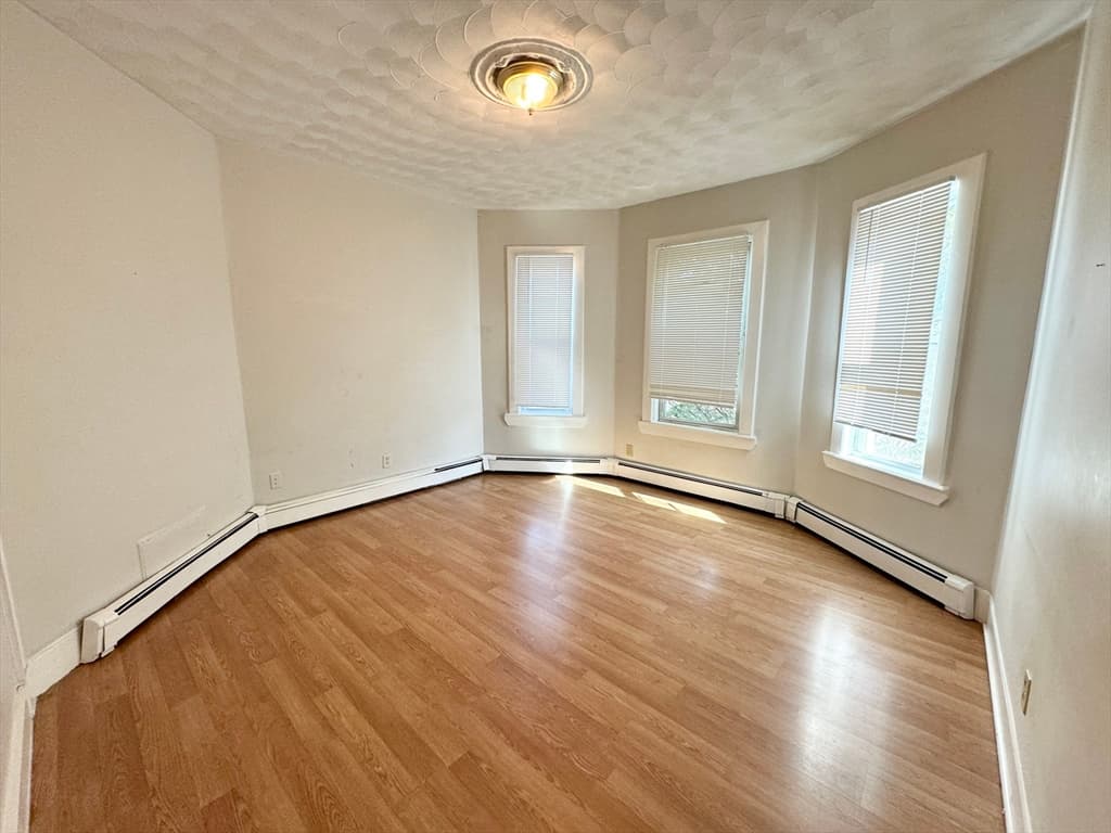157 East Cottage ##2 photo 2