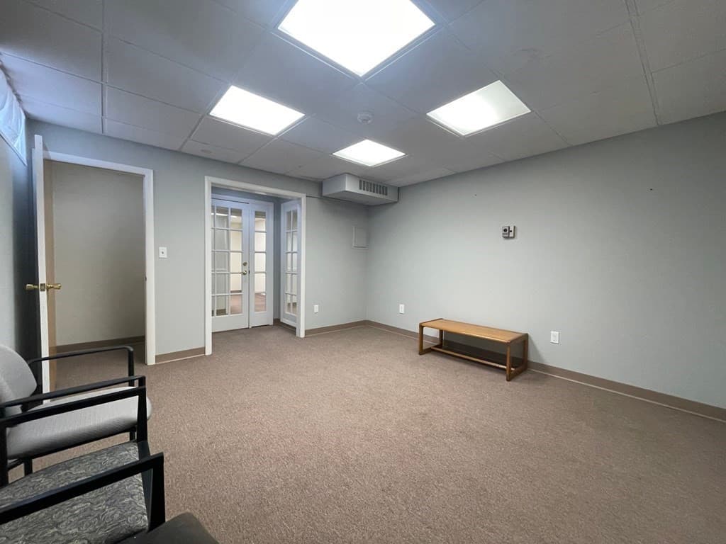 36 Woburn St #Lower Level photo 5