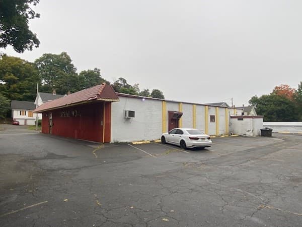 54 West Main Street photo 3