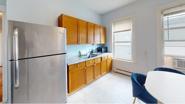 61 Crescent Avenue #3 photo 3