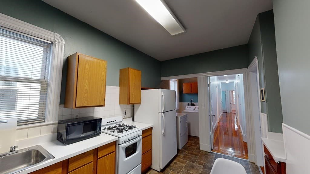 789 Columbia Road #3 photo 3