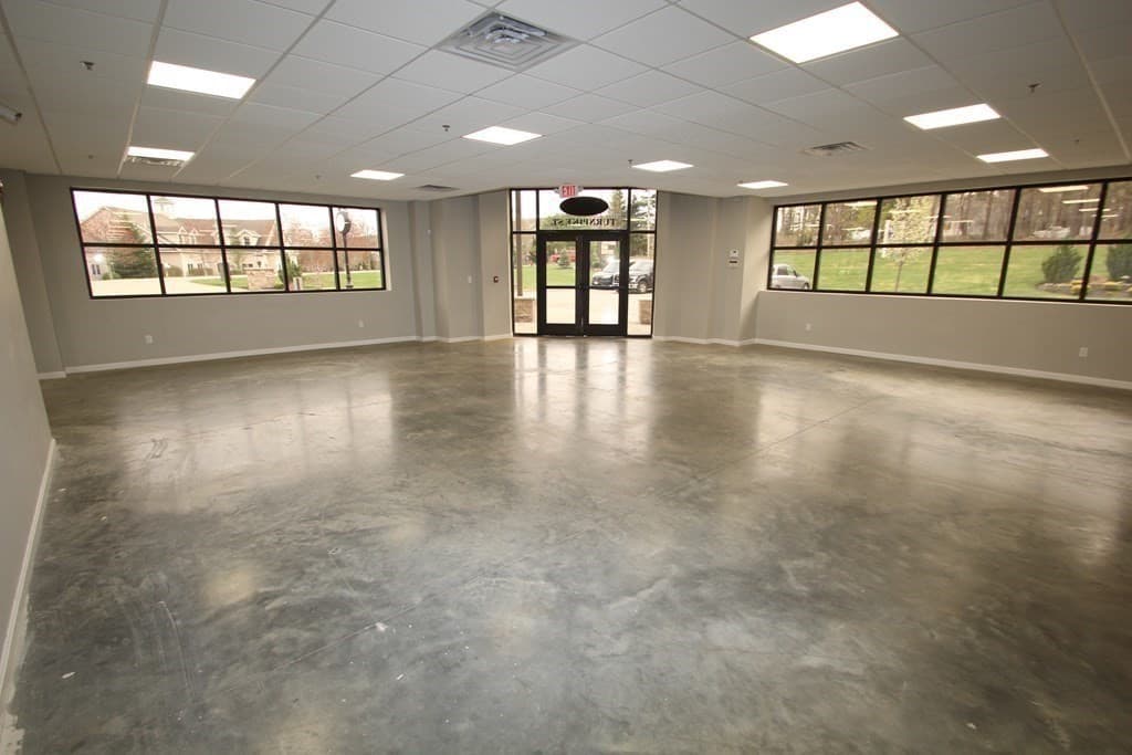 2302 Turnpike #Retail photo 2
