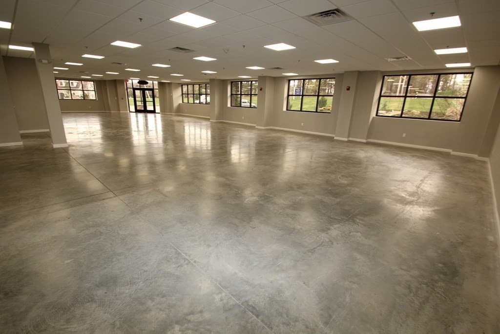 2302 Turnpike #Retail photo 4