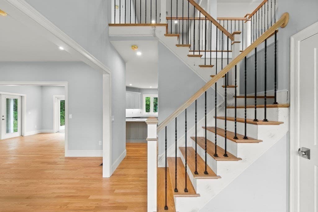 9 Ridgehill Lane photo 3