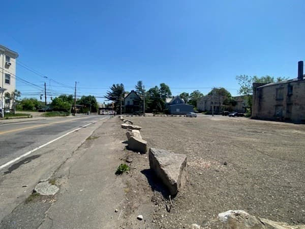 370 N Montello St photo 4