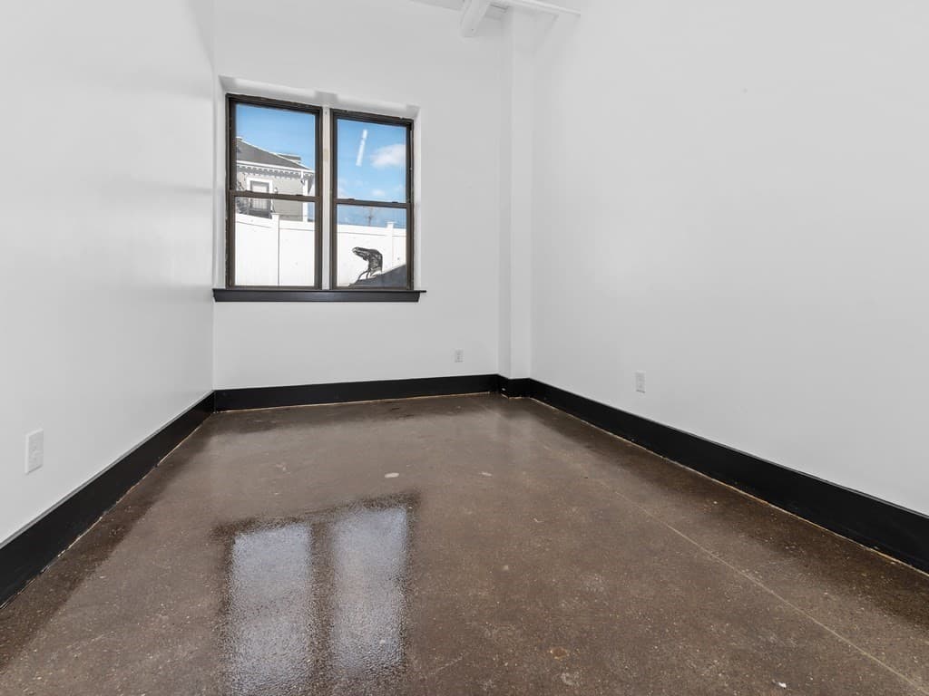 67 Maplwood Street #103 photo 4