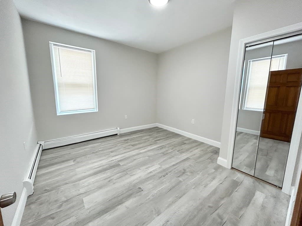 165 Gove St. ##1 photo 2