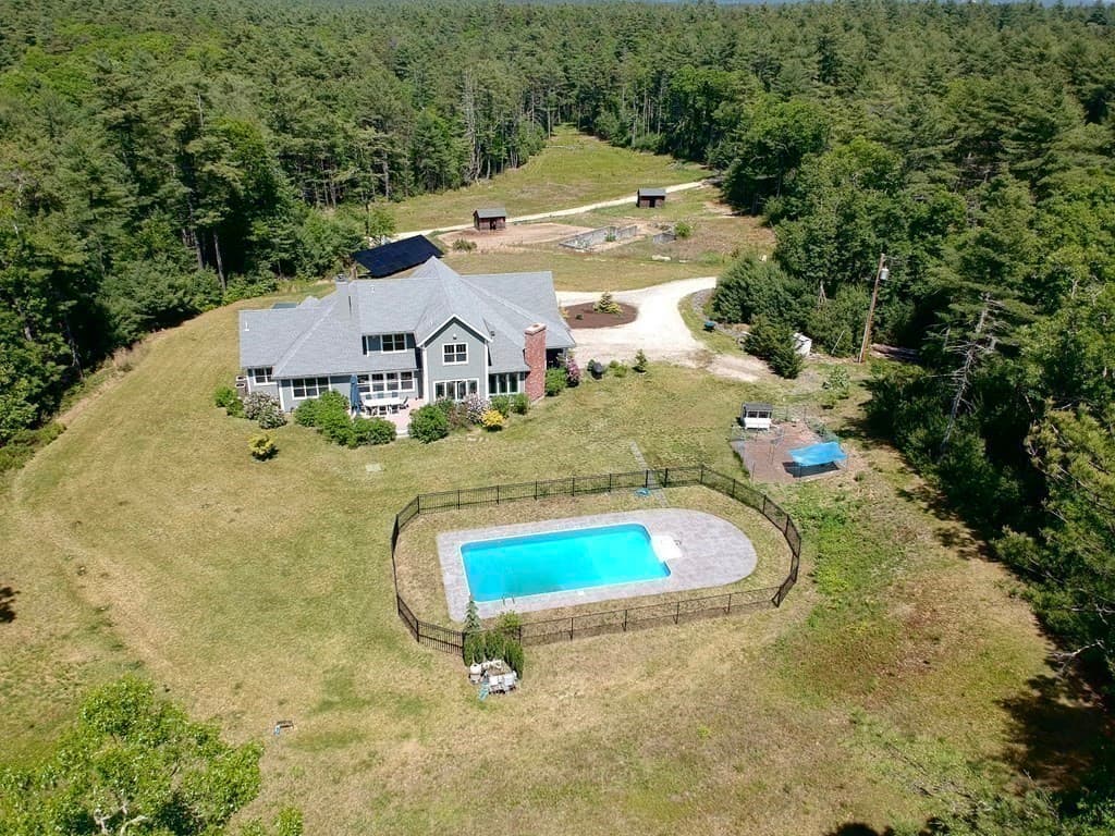 90 Fuller Farm Rd
