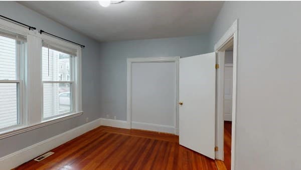61 Crescent Avenue #1 photo 5