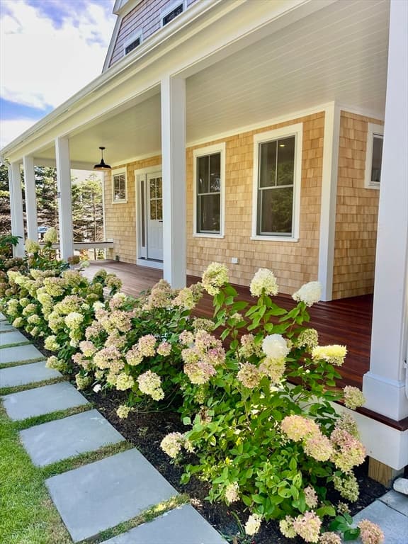 28 Rogers Way photo 3
