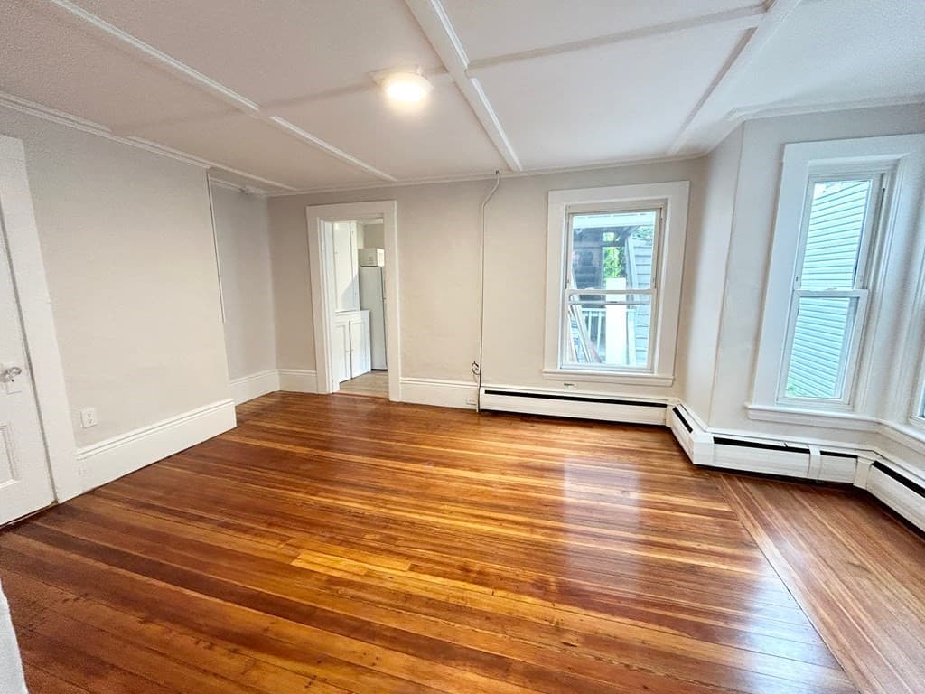 13 Saratoga ##1 photo 3