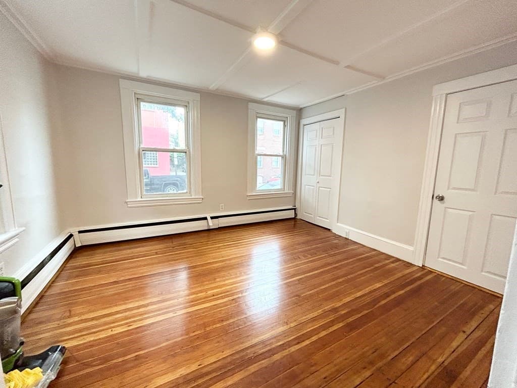13 Saratoga ##1 photo 5