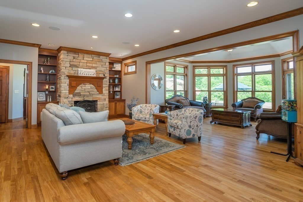 154 Silver Street photo 5