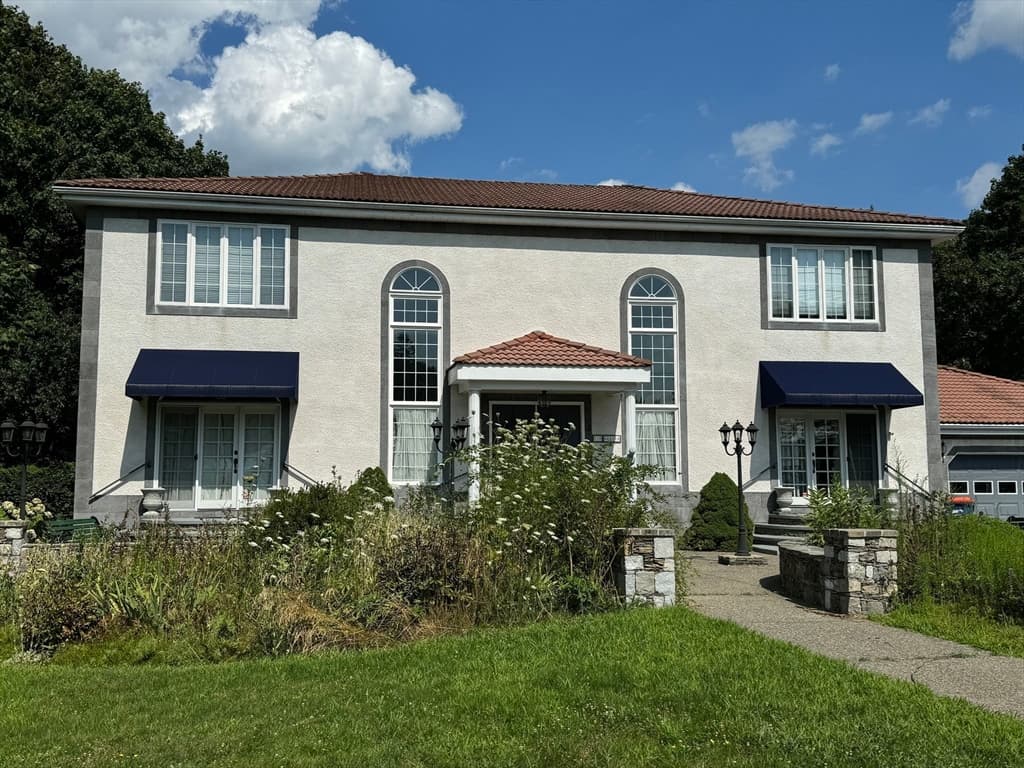 116 Gifford Rd photo 2