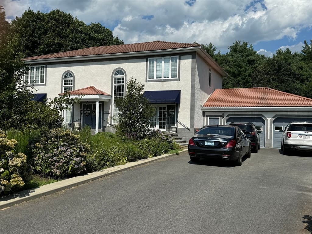 116 Gifford Rd