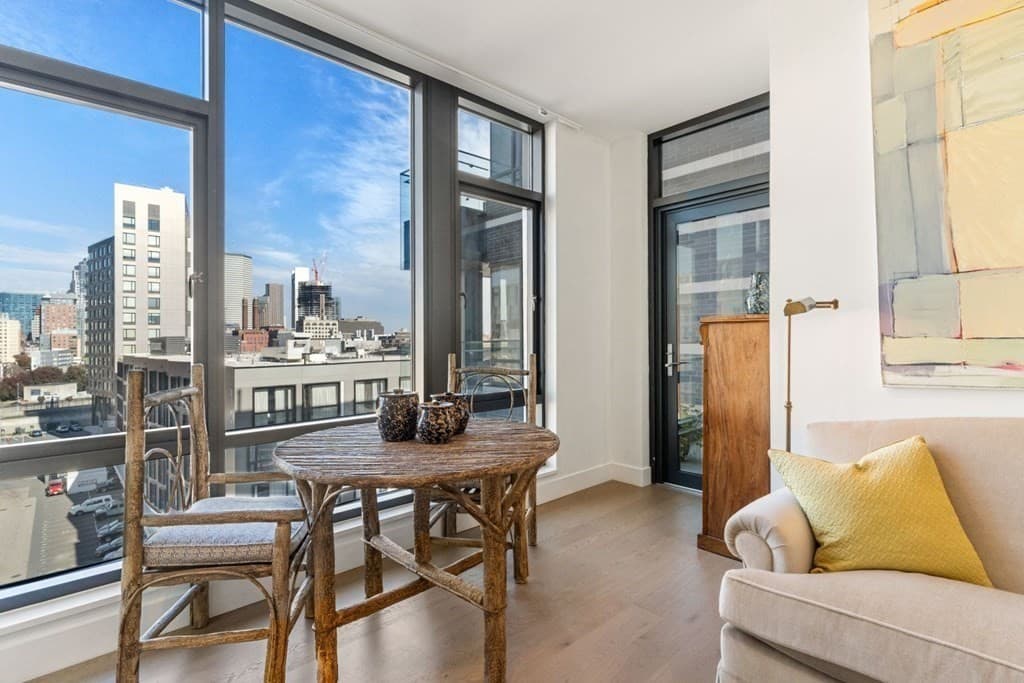 40 Traveler St #712 photo 3