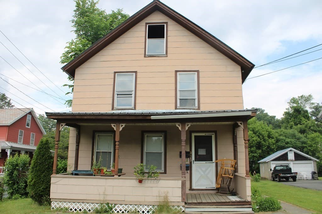 35 Mill St photo 2