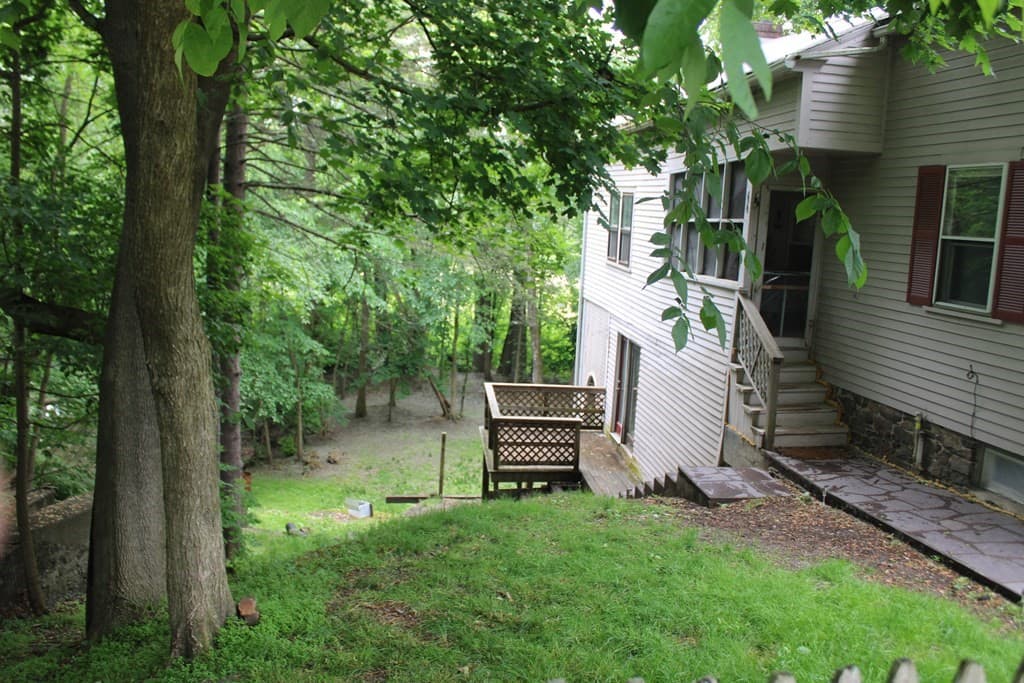 46 Colrain St photo 4