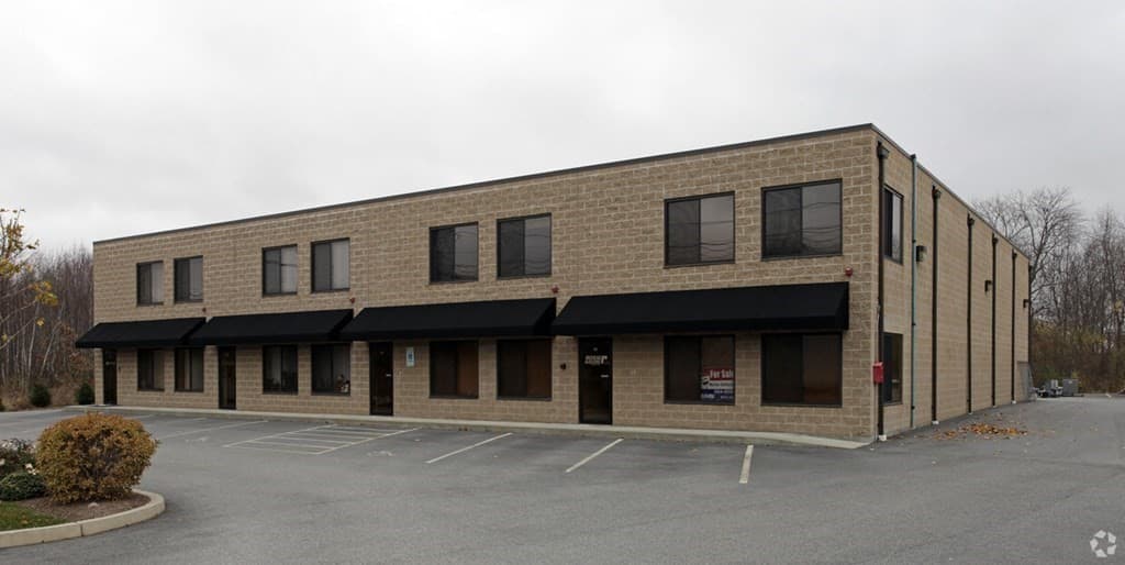 81 Western Industrial Dr #C