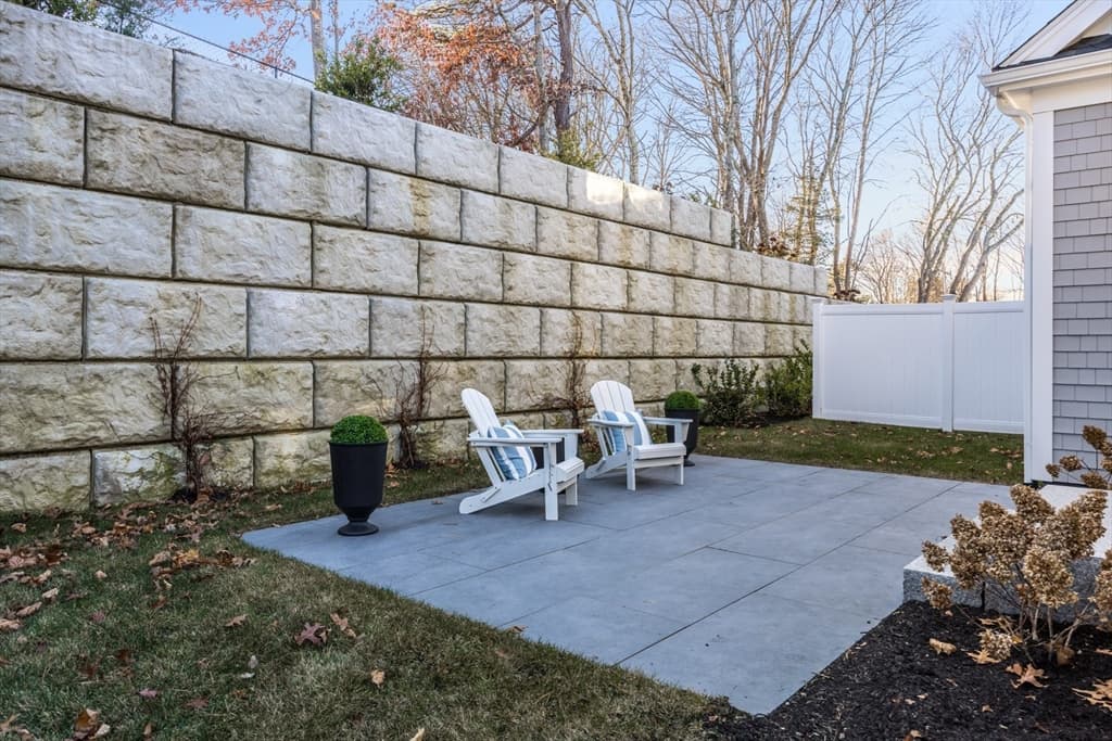 213 N Falmouth Hwy #2B photo 5