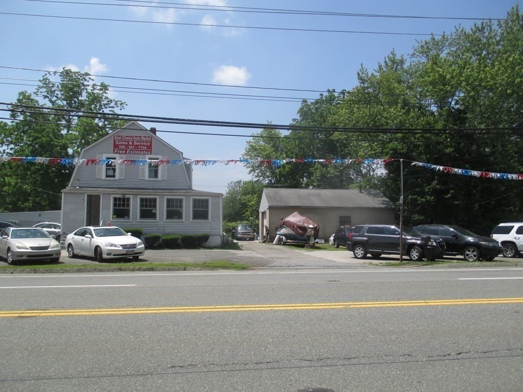 1596 Gar Highway photo 3