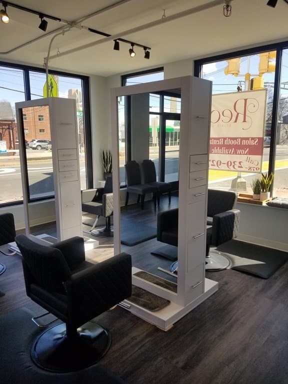 168 Washington St #Salon photo 3