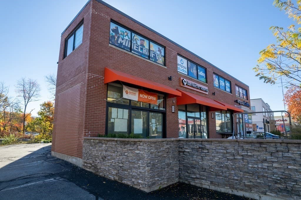 180 Needham Street photo 4