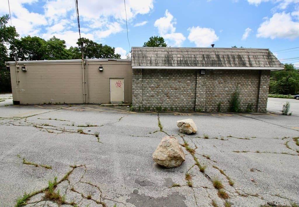 176 Boston Road photo 4