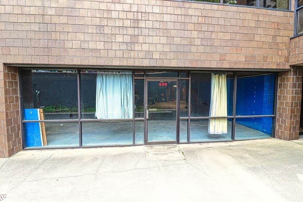 499 Essex Street #Lower #2