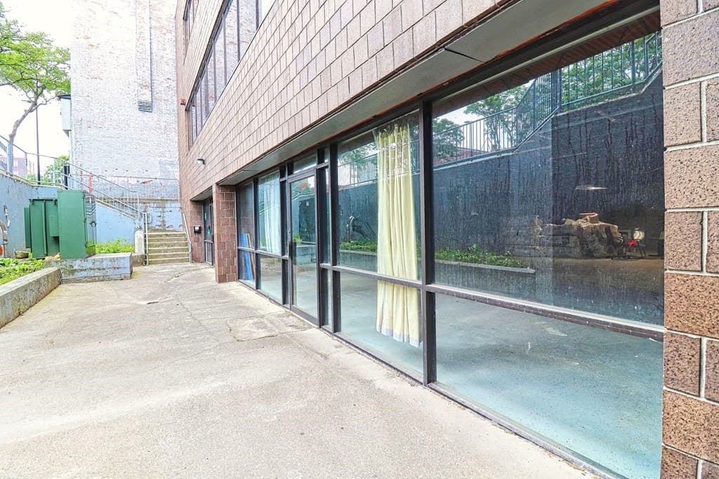 499 Essex Street #Lower #3 photo 4