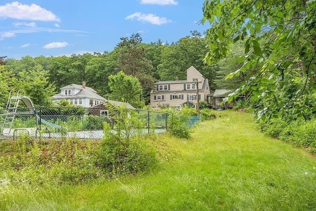 401 Petersham Rd photo 5