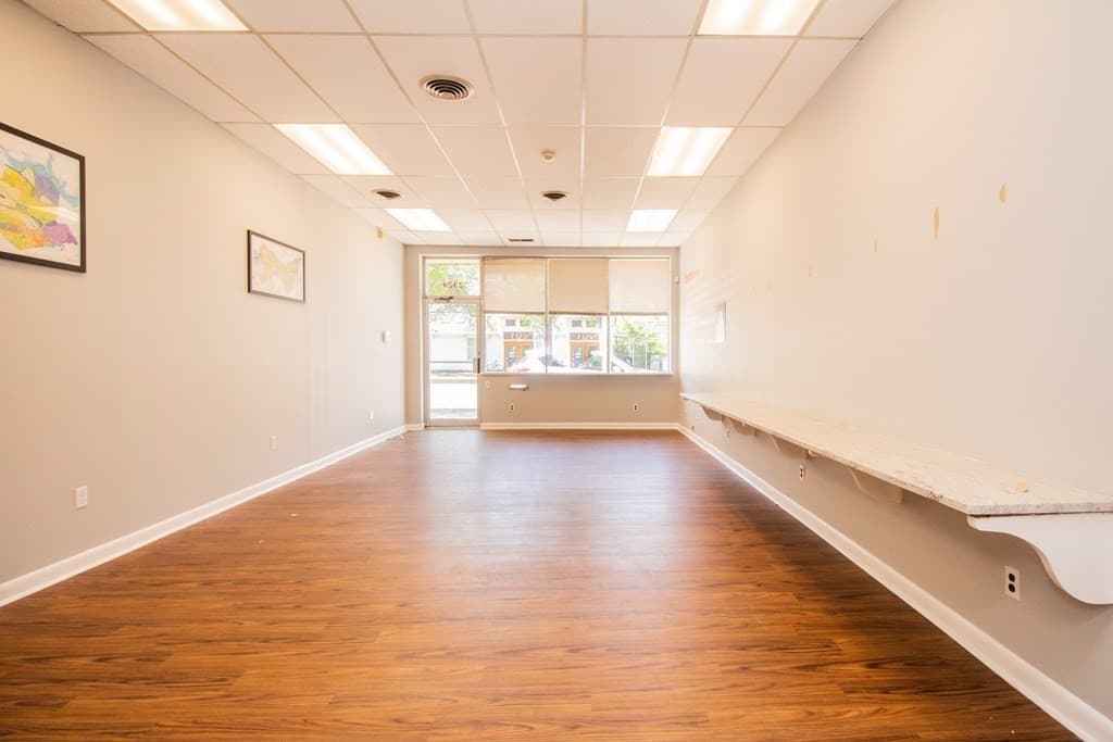 2329 Massachusetts Ave photo 5