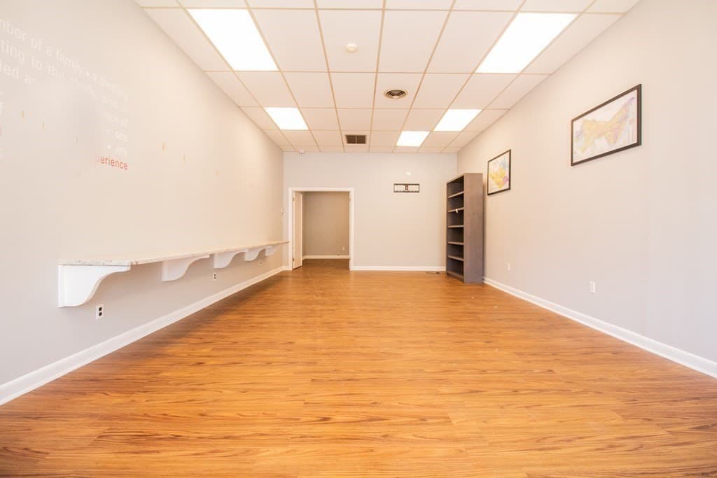 2329 Massachusetts Ave photo 4