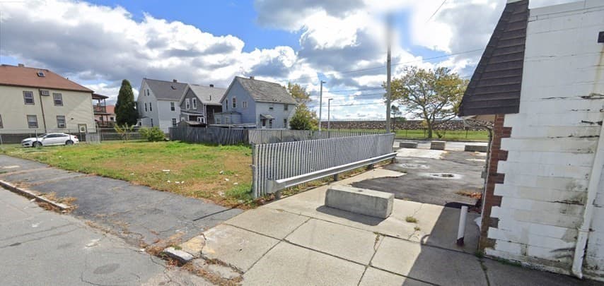 1253 Cove Rd photo 4
