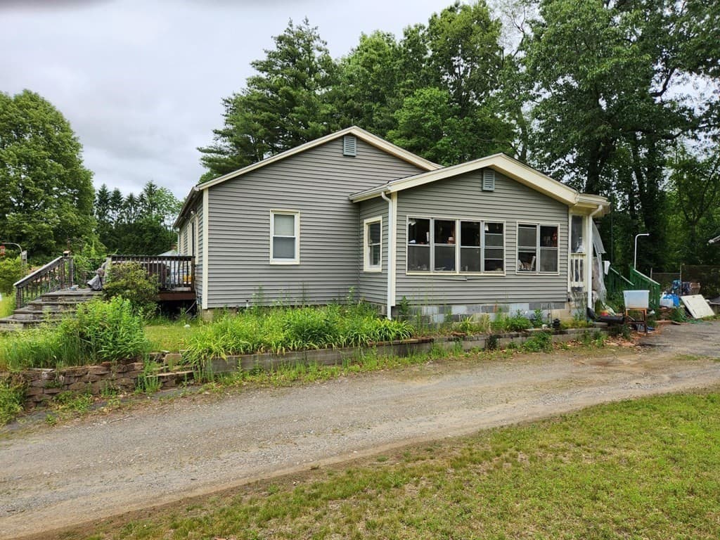 759 Millers Falls Rd photo 2