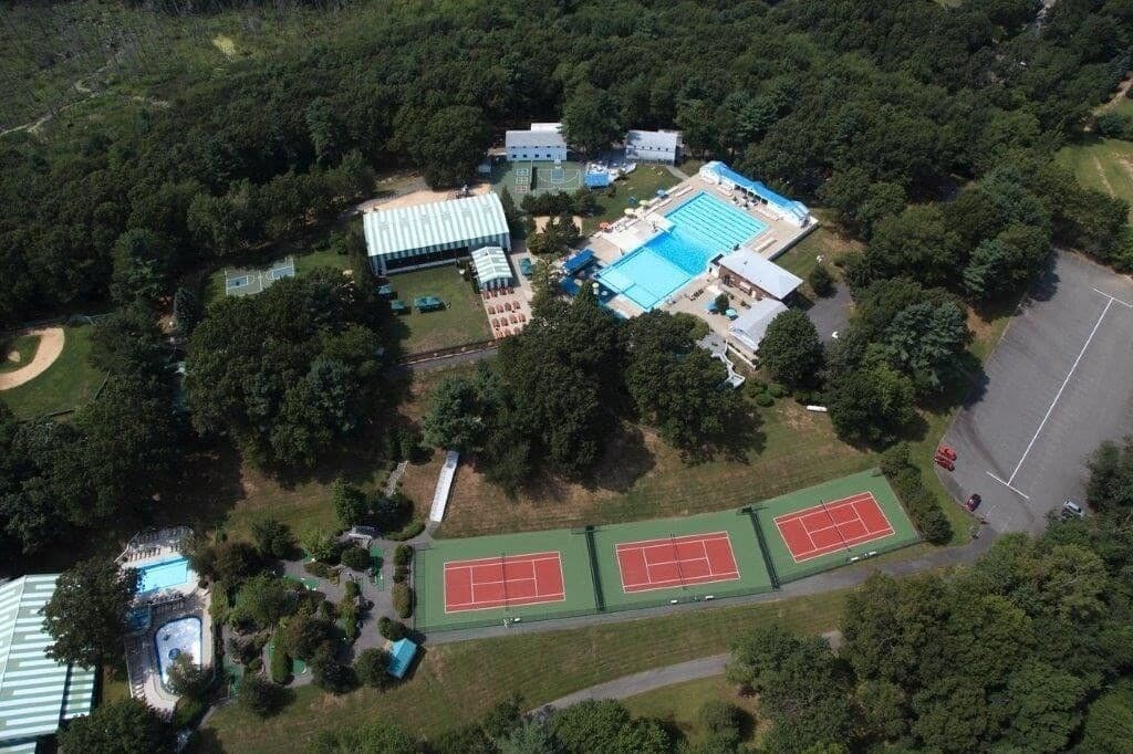 20 Bare Hill Rd