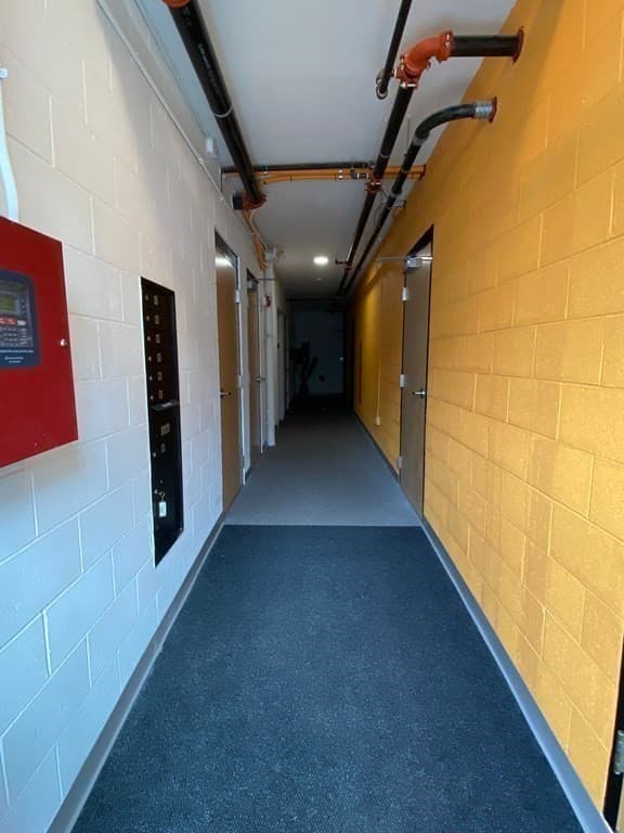 4 Montvale Avenue photo 4