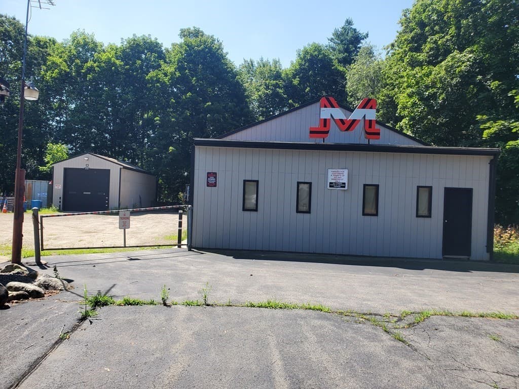 443 Webster St photo 5