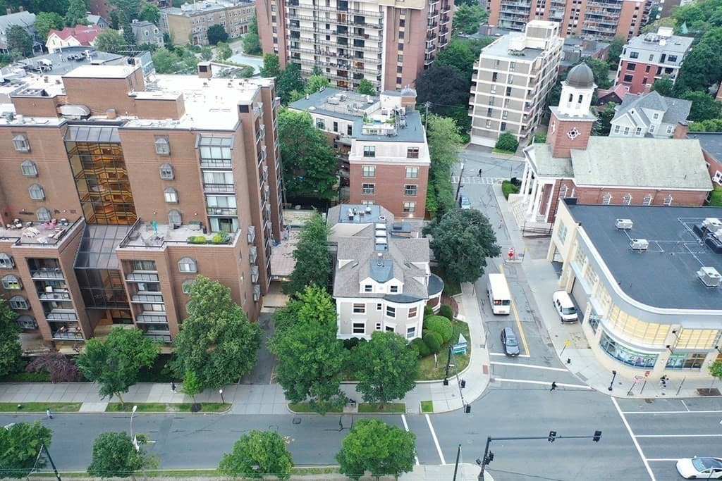 1269 Beacon #1 photo 4