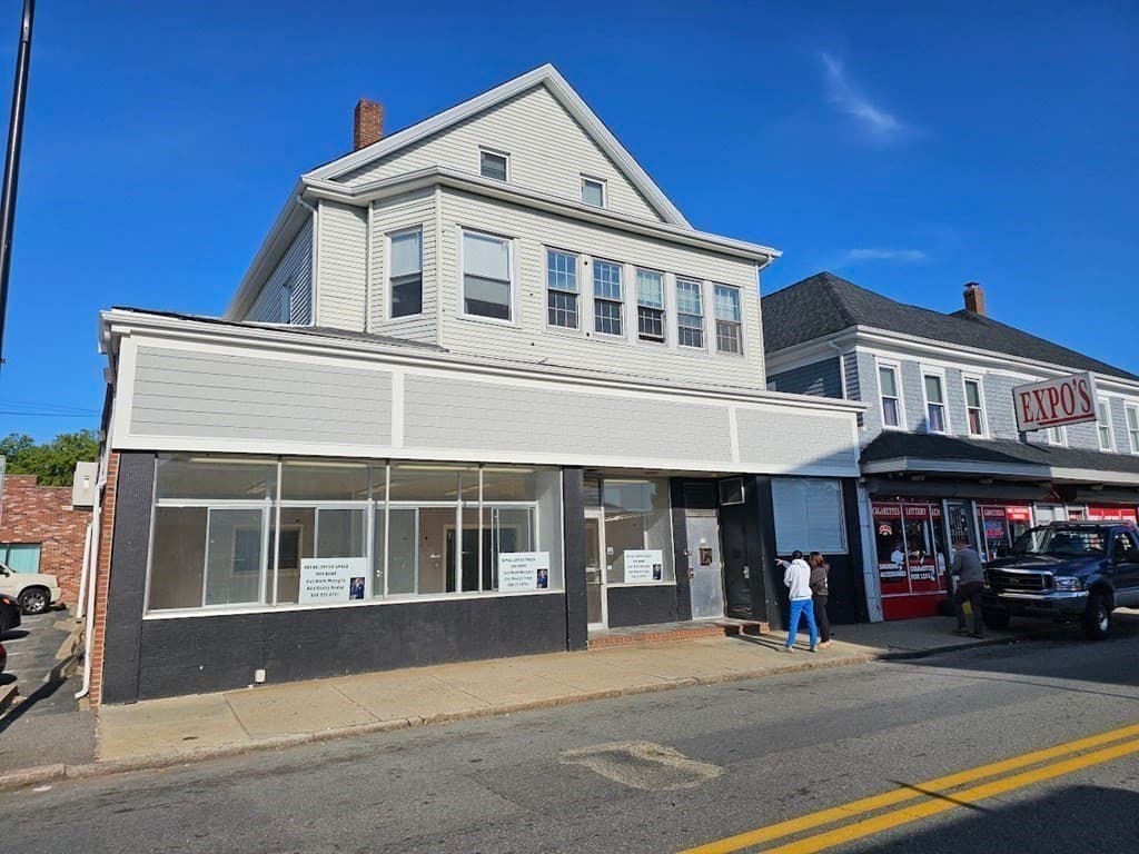 319 Dartmouth Street #B