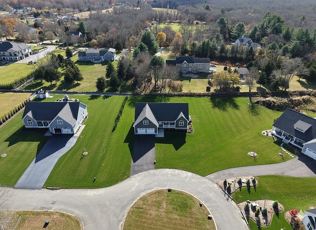 14 Westview Drive photo 2