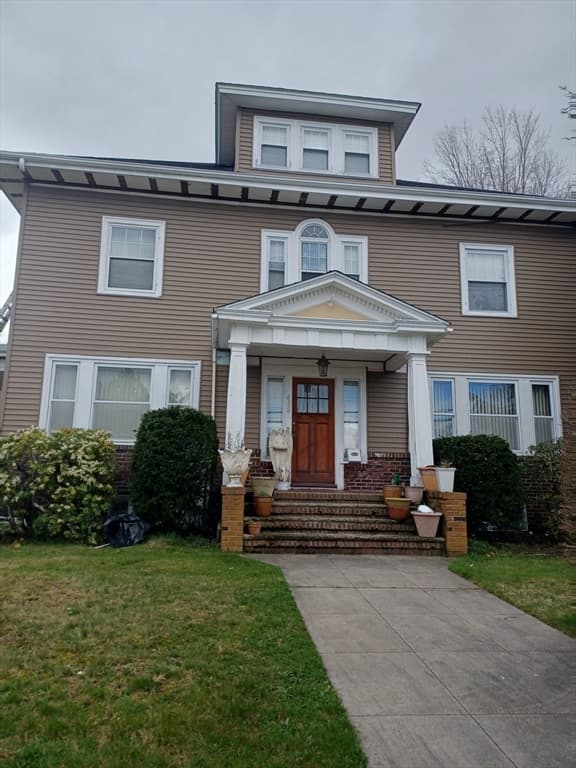 480 West Elm Street photo 2