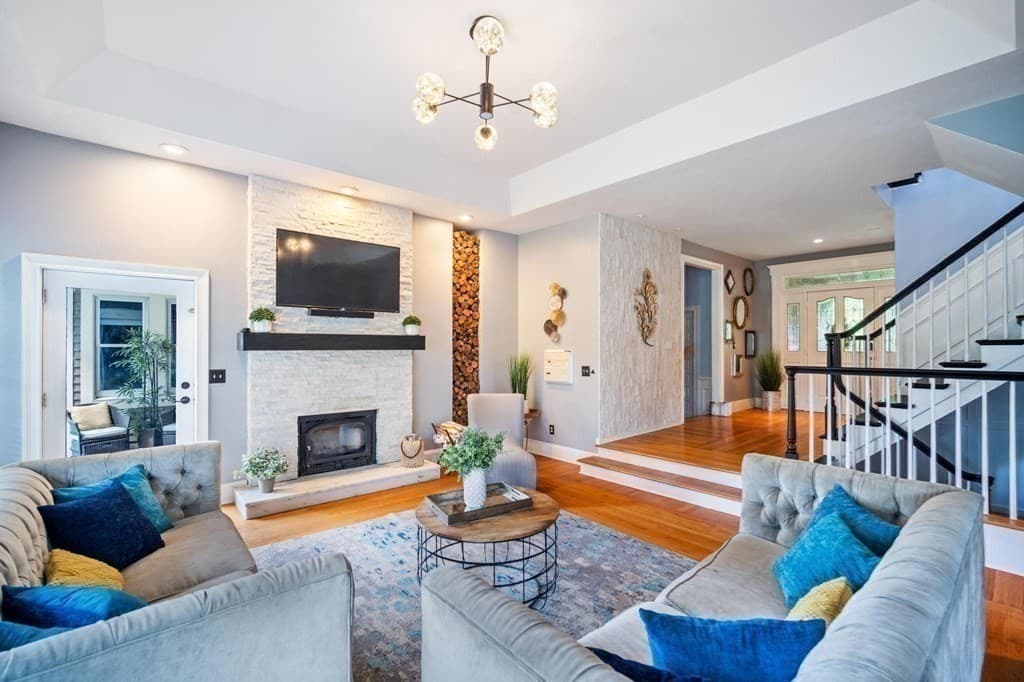 575 Monson Rd