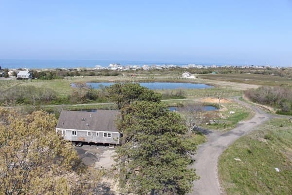 64 Roos Road photo 4