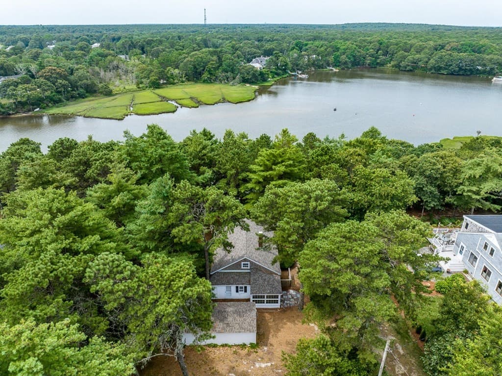 4 Bayview Circle photo 2