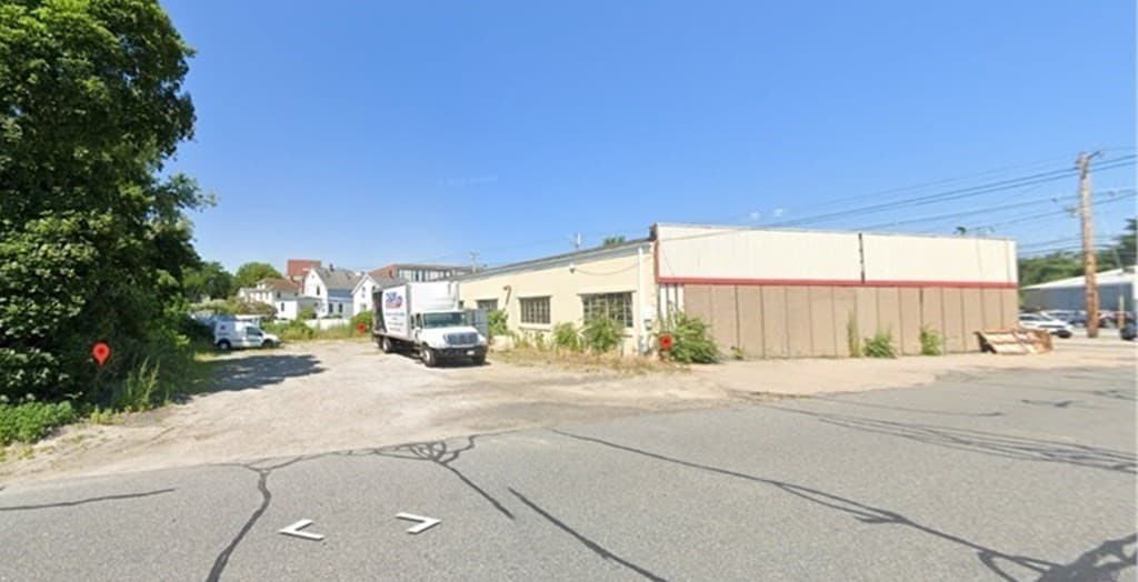 336 Min Street photo 2