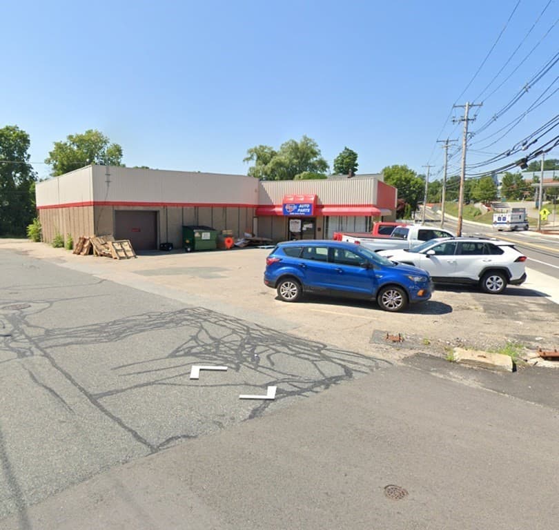 336 Min Street photo 4
