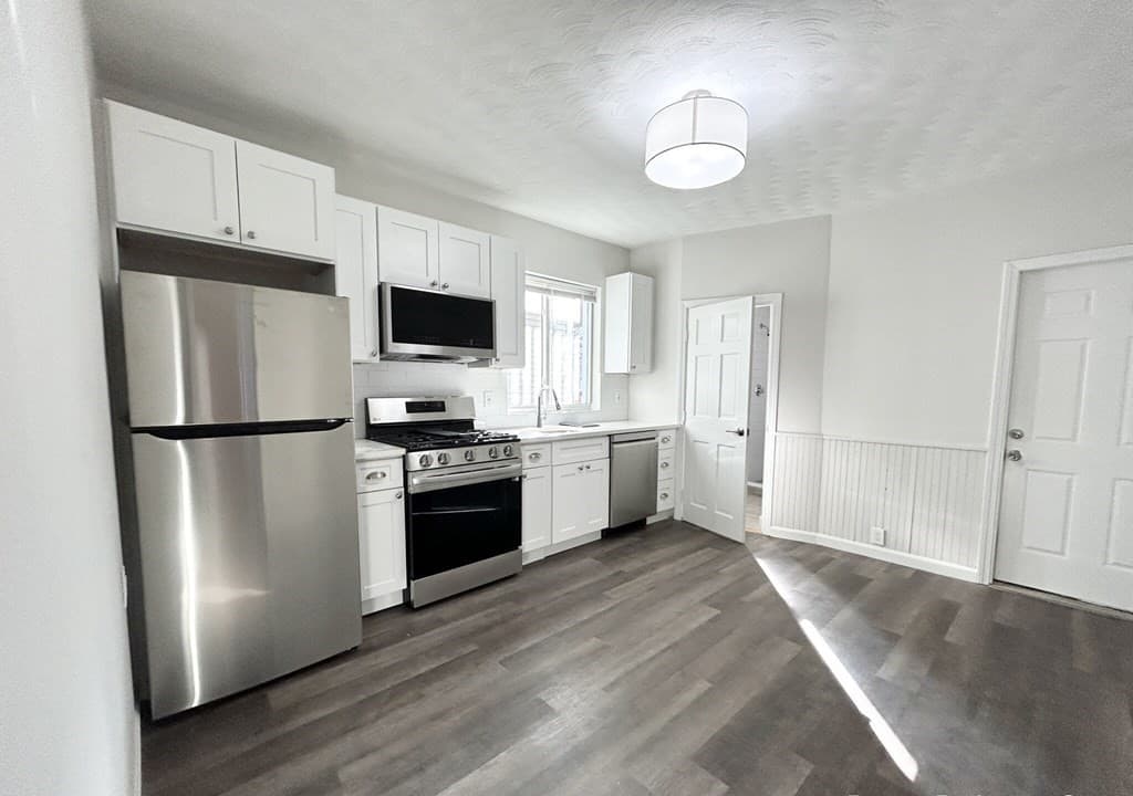 153 East Cottage #1