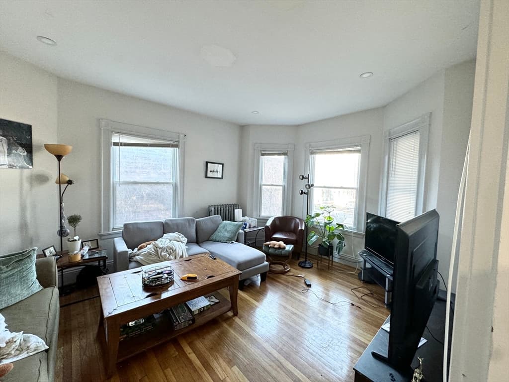 3 Mount Vernon St #1 photo 3