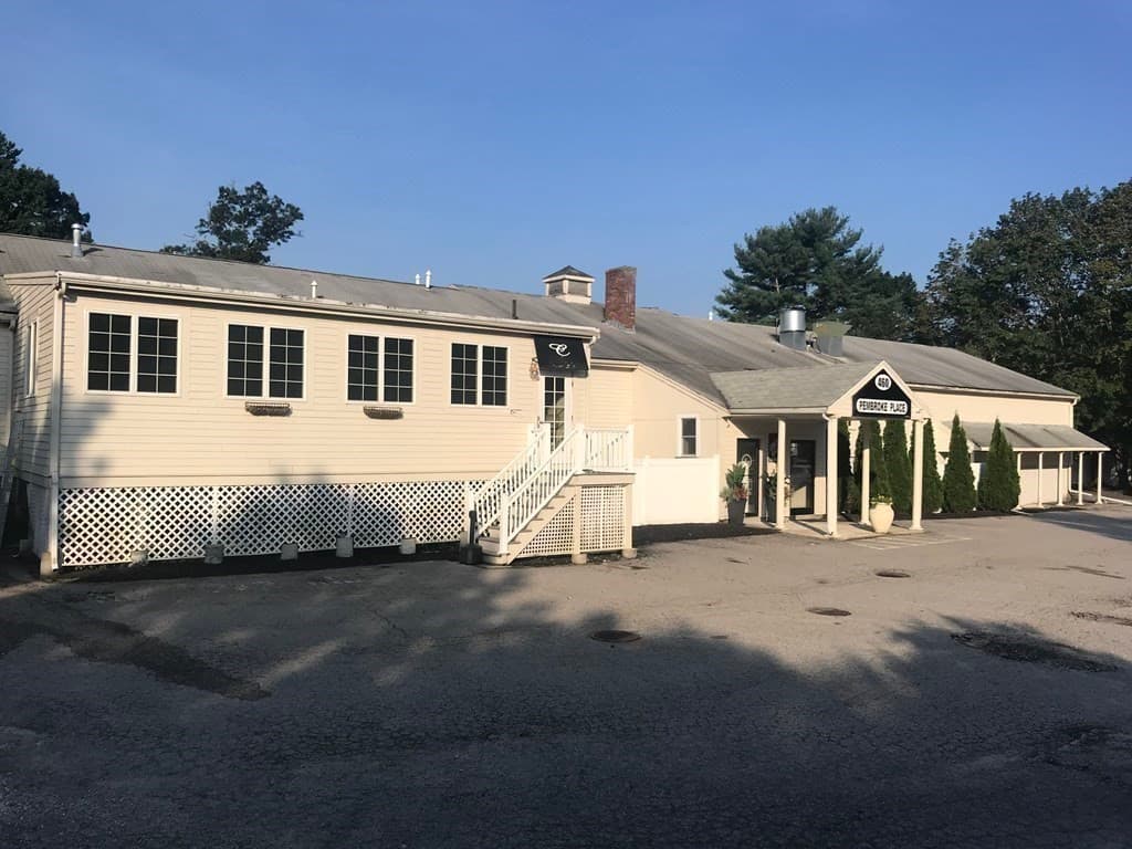 460 Washington St photo 4